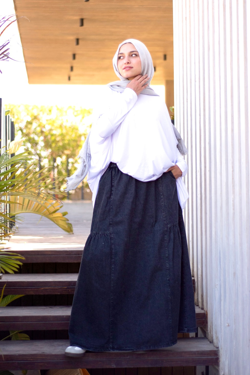 Fine Frills - Washed Black