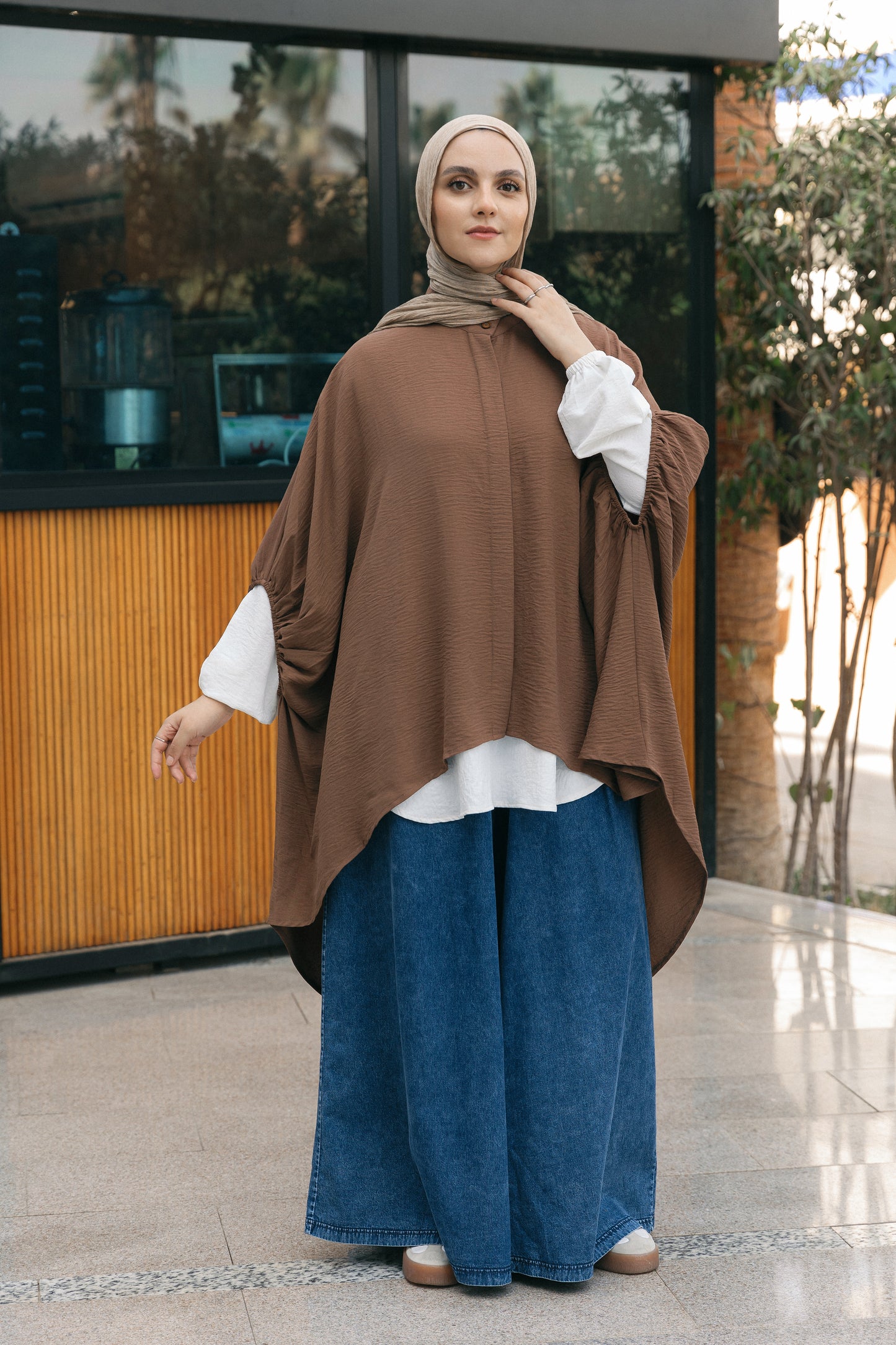 Oversize Semi Shimmery Cape - Brown