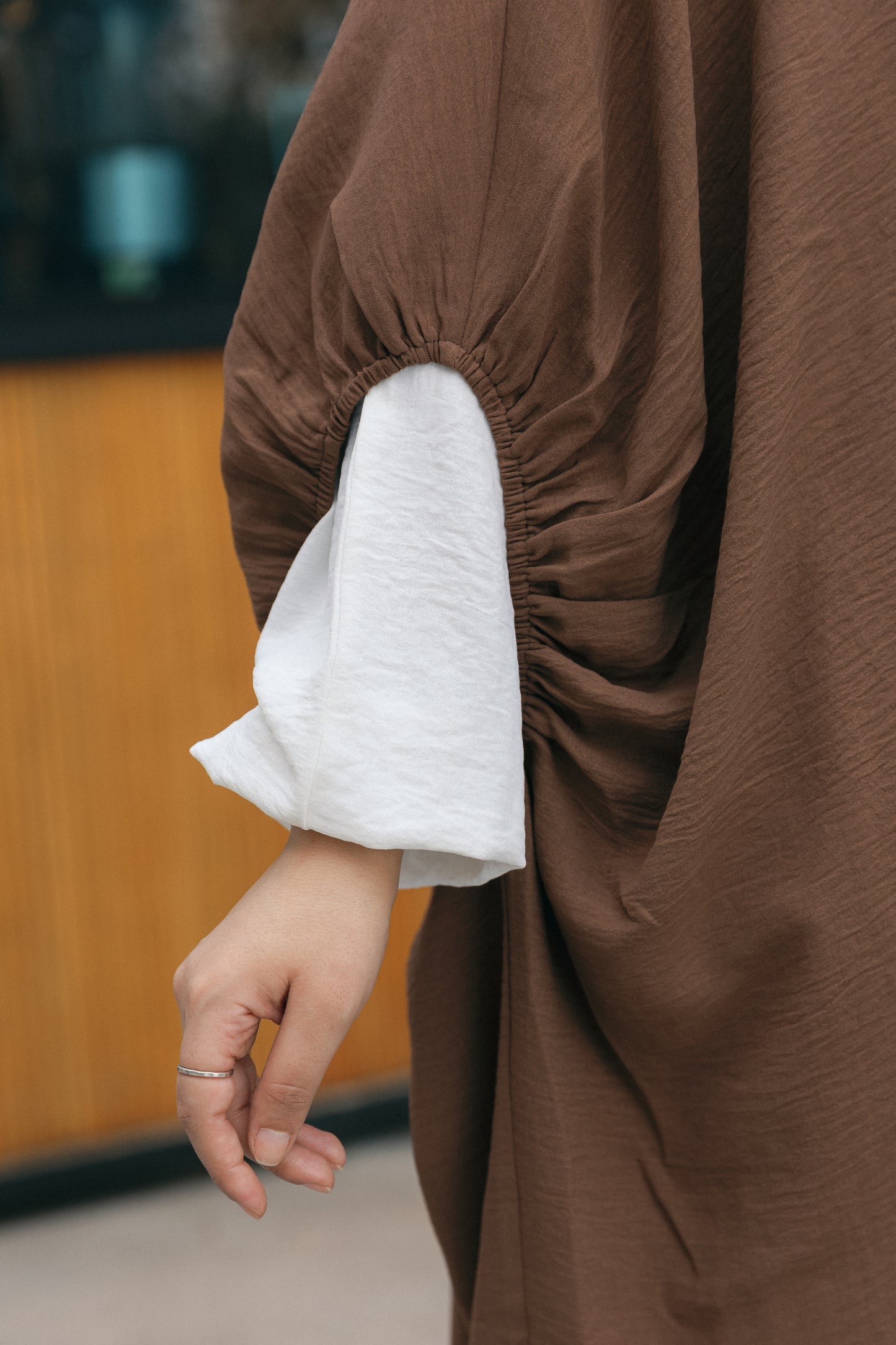 Oversize Semi Shimmery Cape - Brown