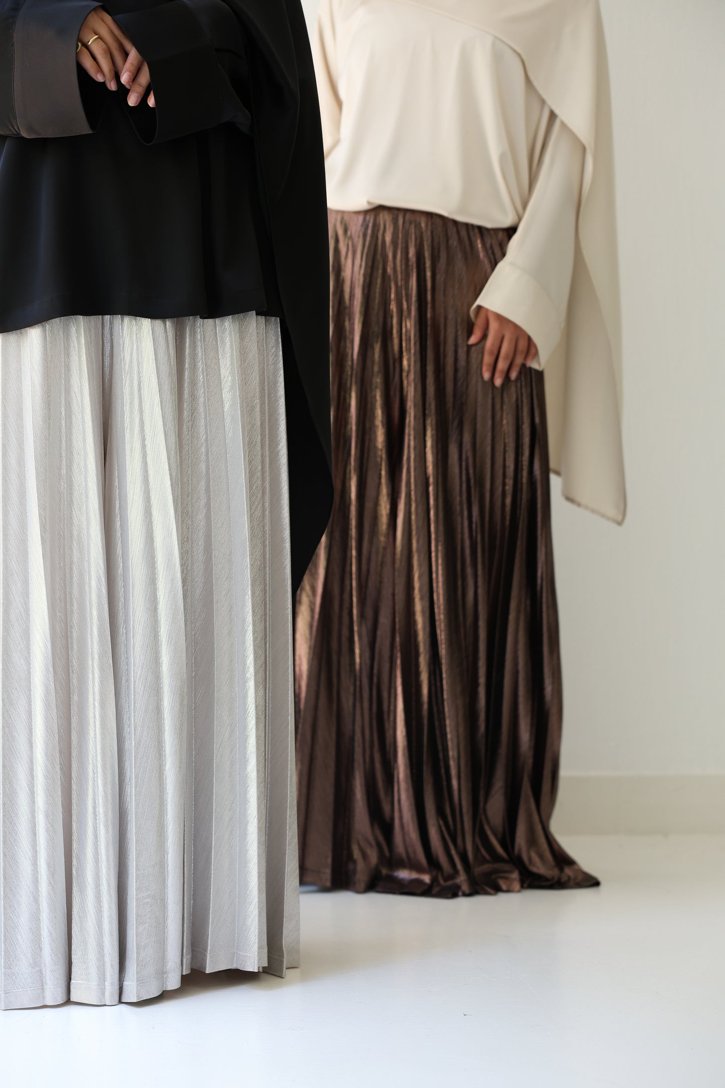 Shimmery Pleated Pants - Champagne