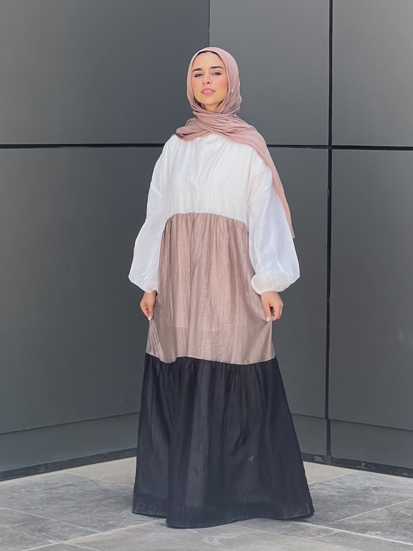 Easy Elegance- White*Beige*Black