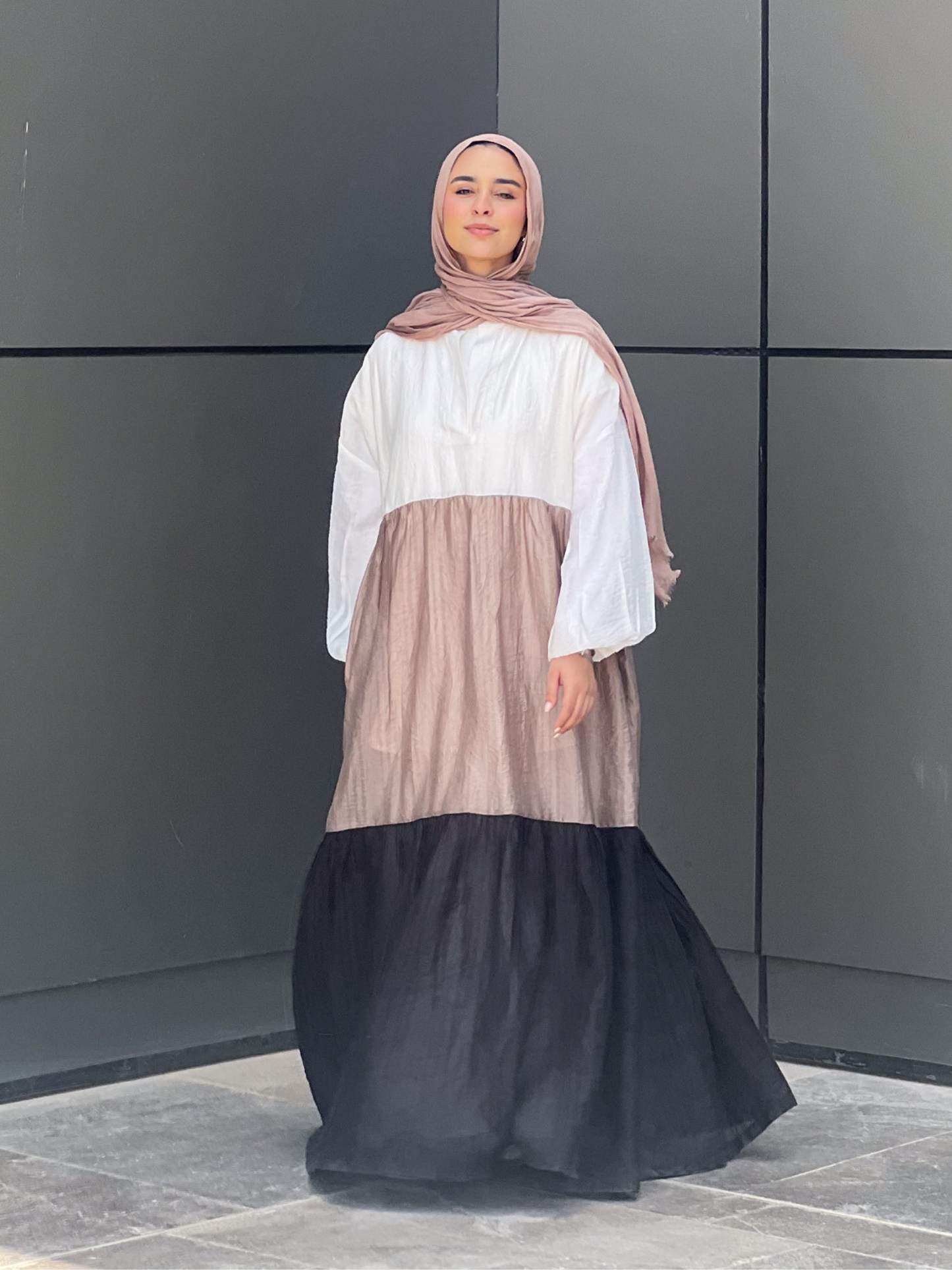 Easy Elegance- White*Beige*Black