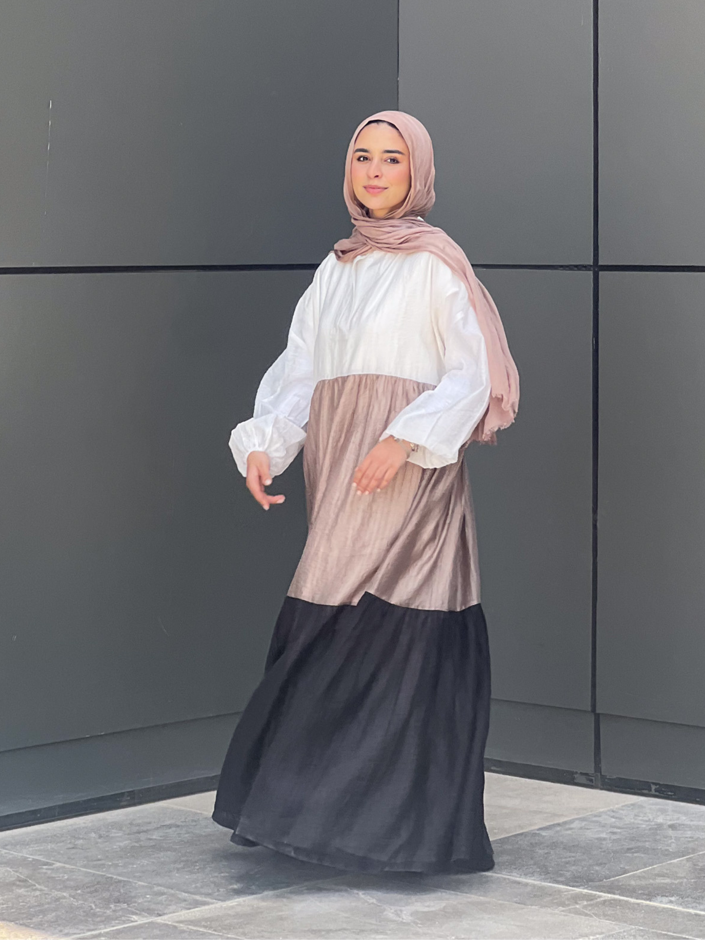 Easy Elegance- White*Beige*Black