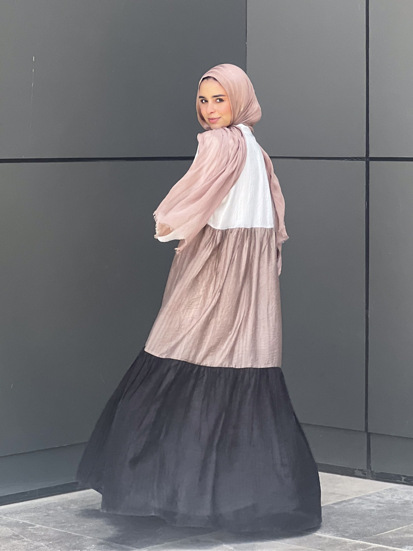 Easy Elegance- White*Beige*Black