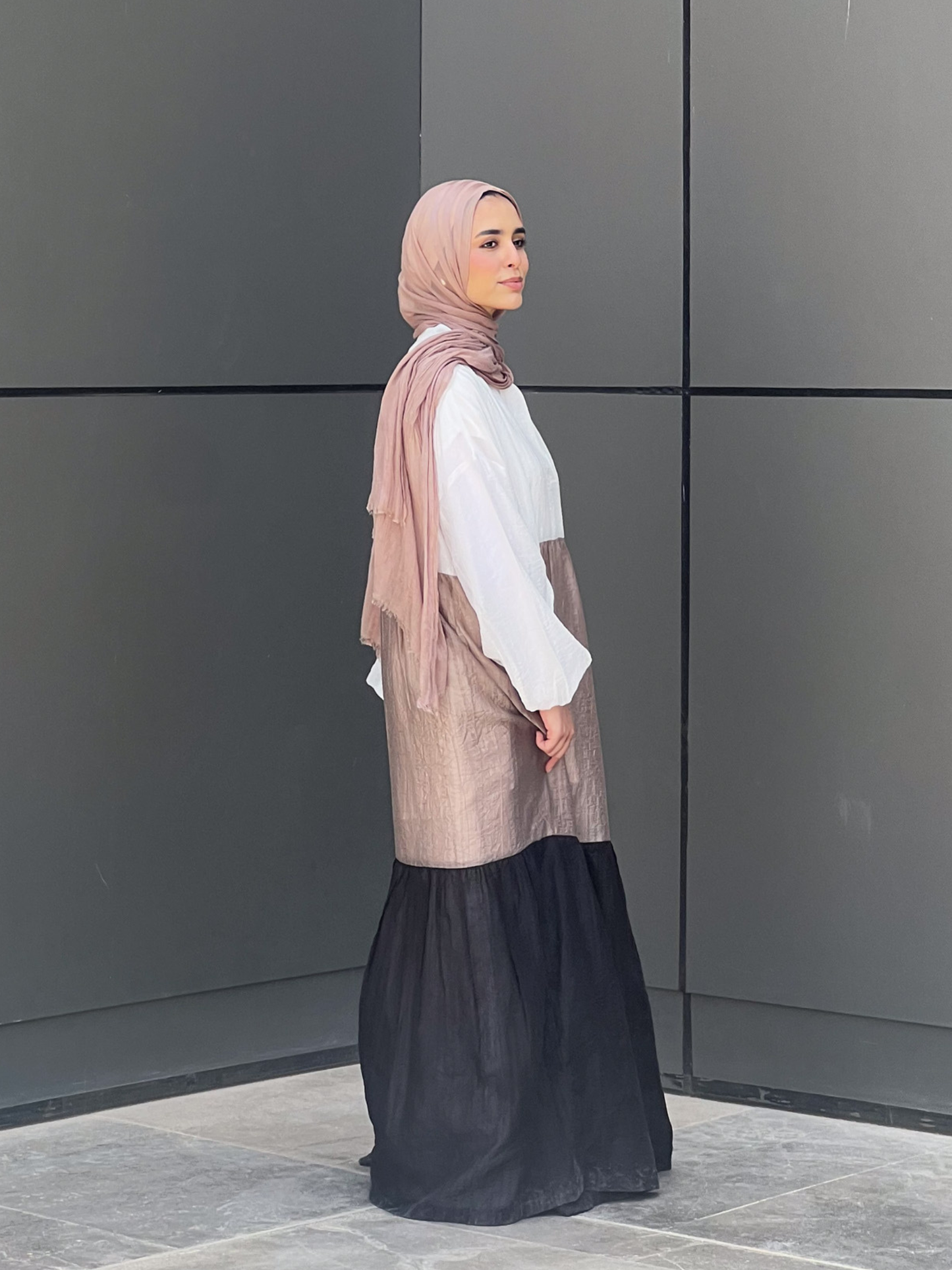 Easy Elegance- White*Beige*Black