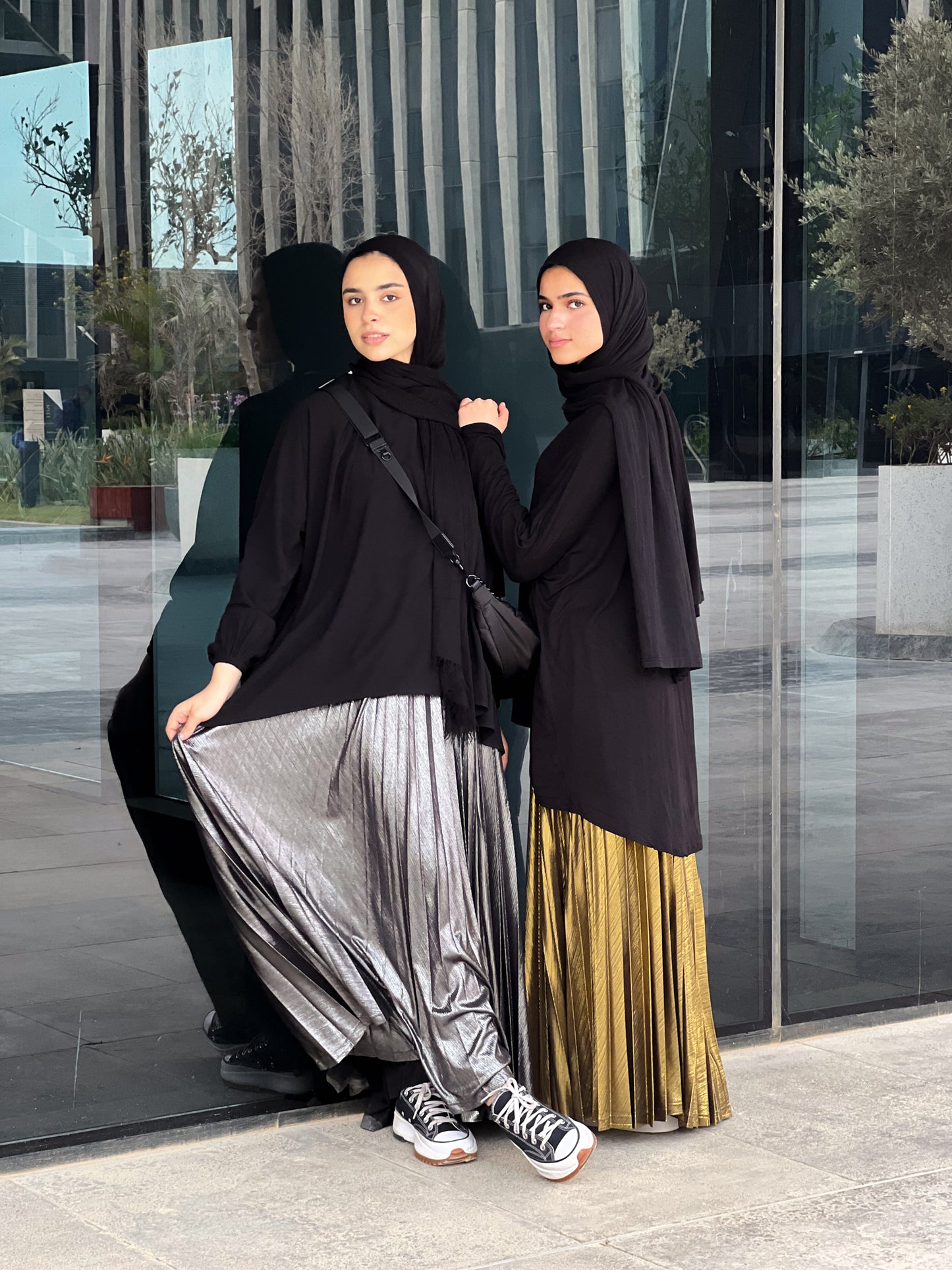 Shimmery Pleats Perfection - Silver