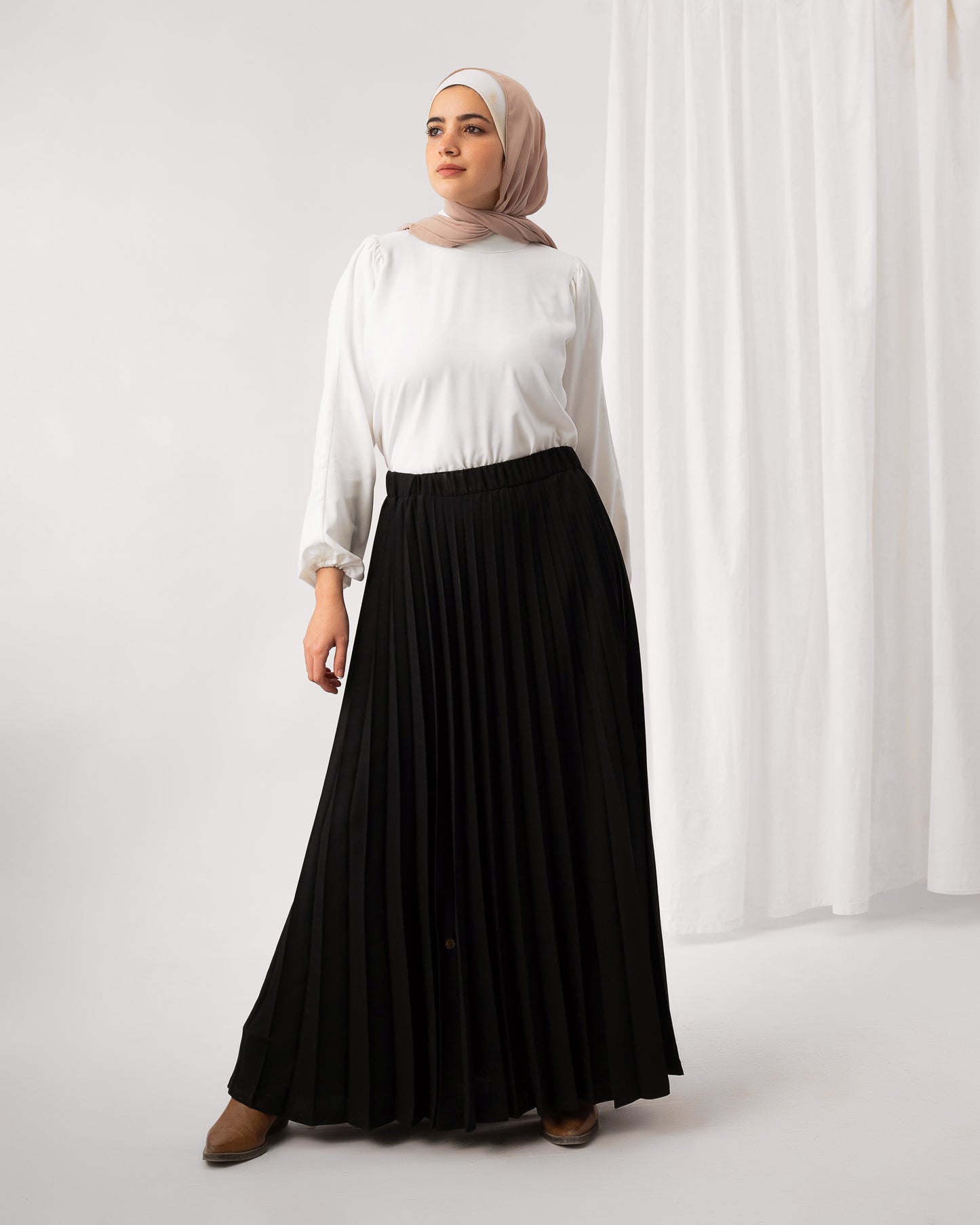 Pleats Perfection - Black