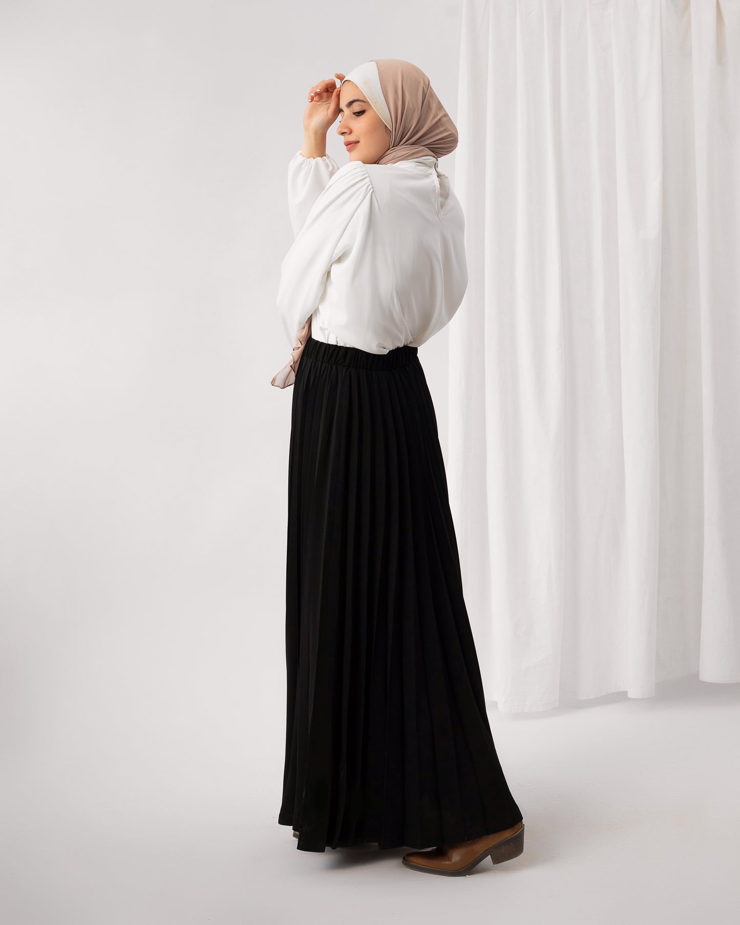 Pleats Perfection - Black