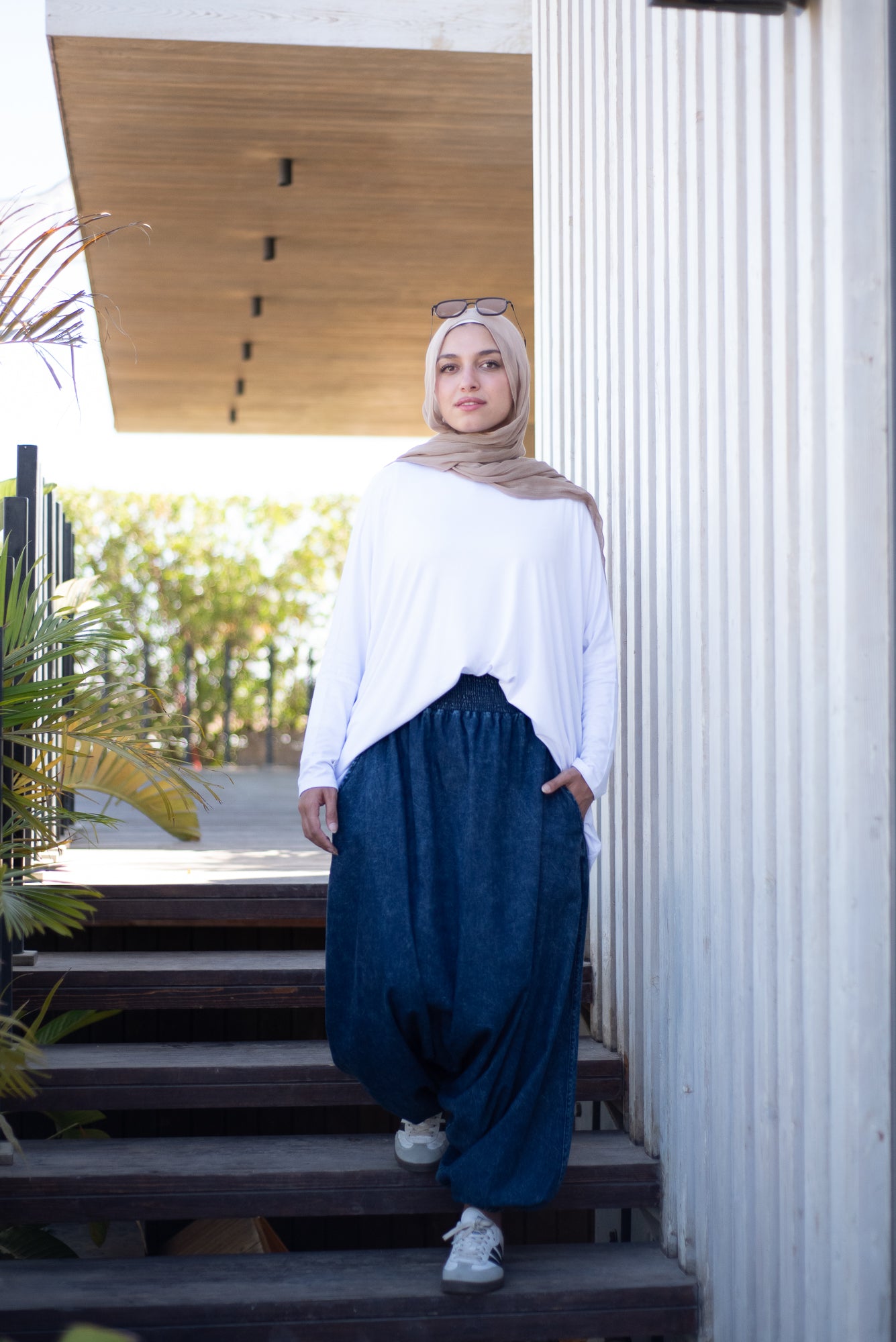 Harem Heaven - Medium Blue