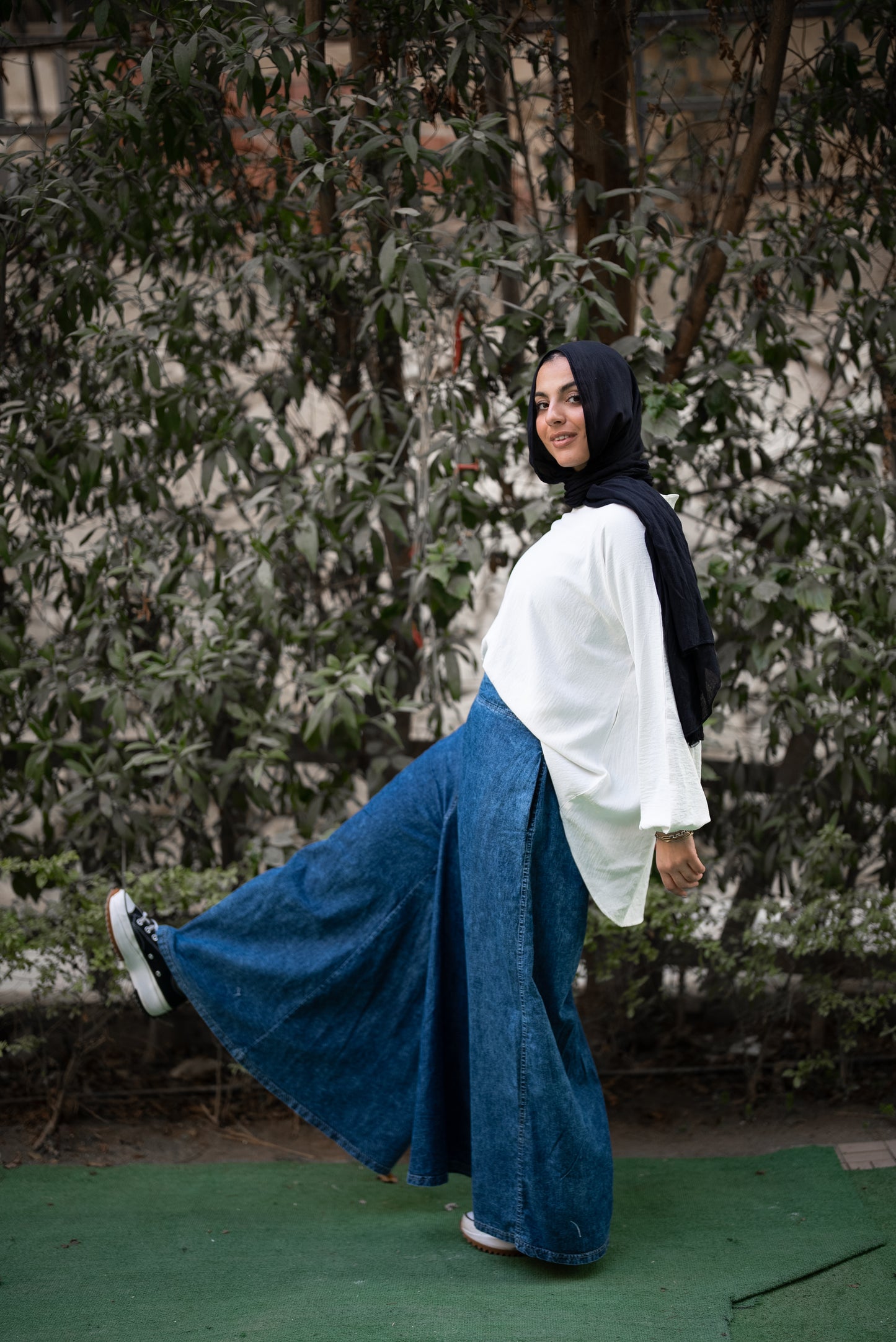 Denim Diva - Medium Blue