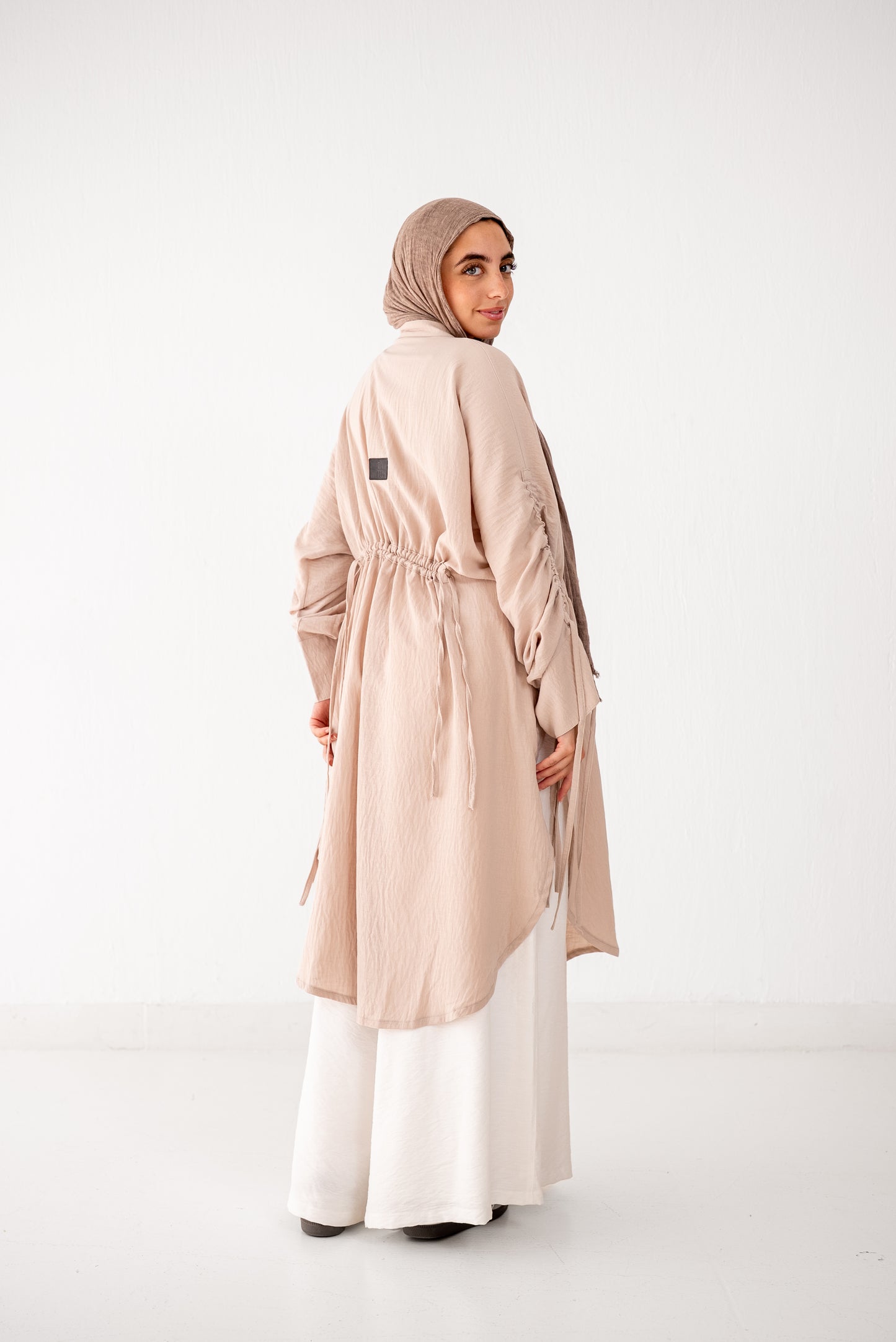 Cinched Cascade Shirt - Taupe