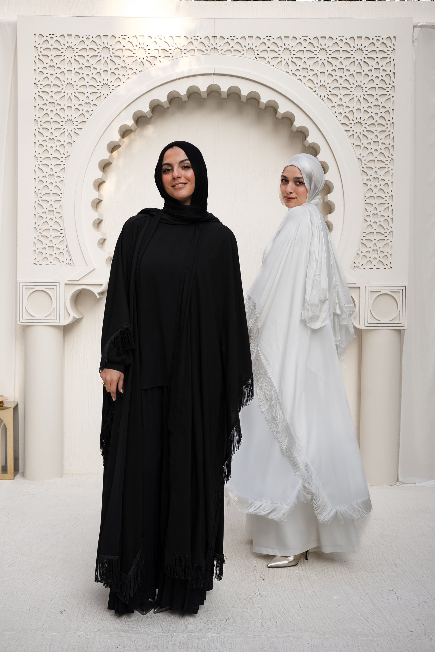 Fringes & Flare Cape - Black