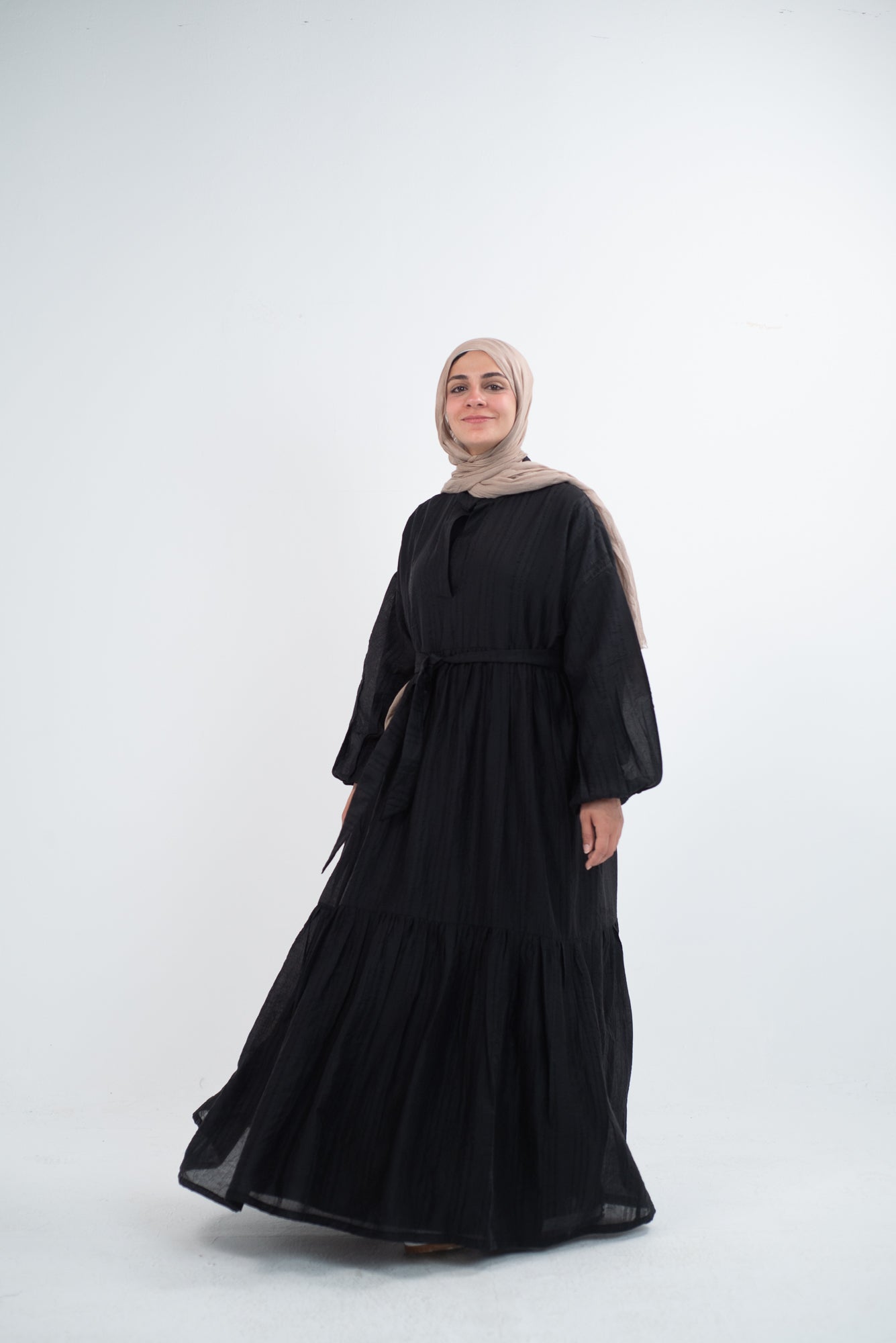 Easy Elegance- Black