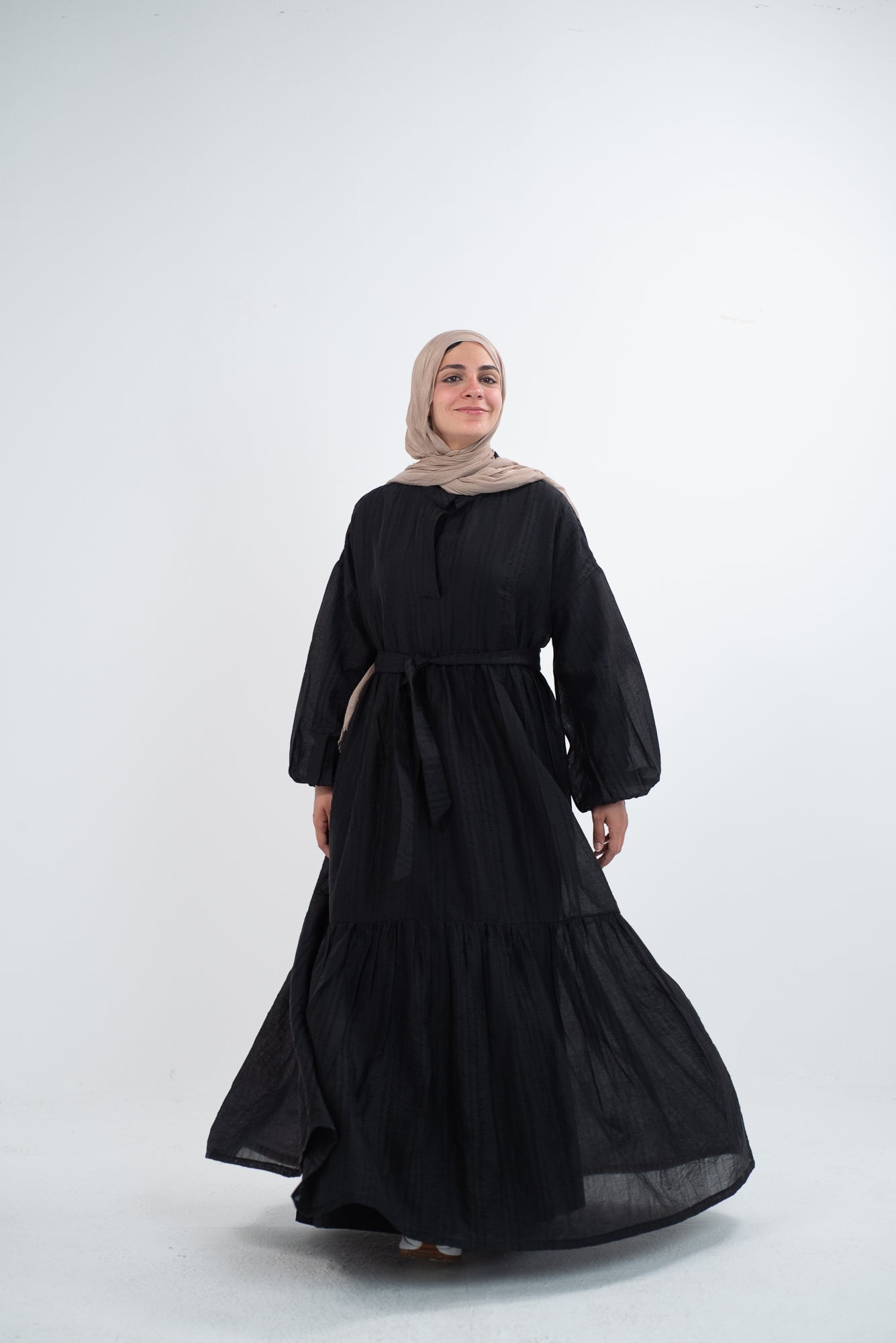 Easy Elegance- Black