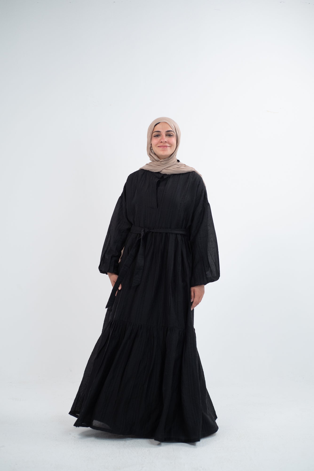 Easy Elegance- Black