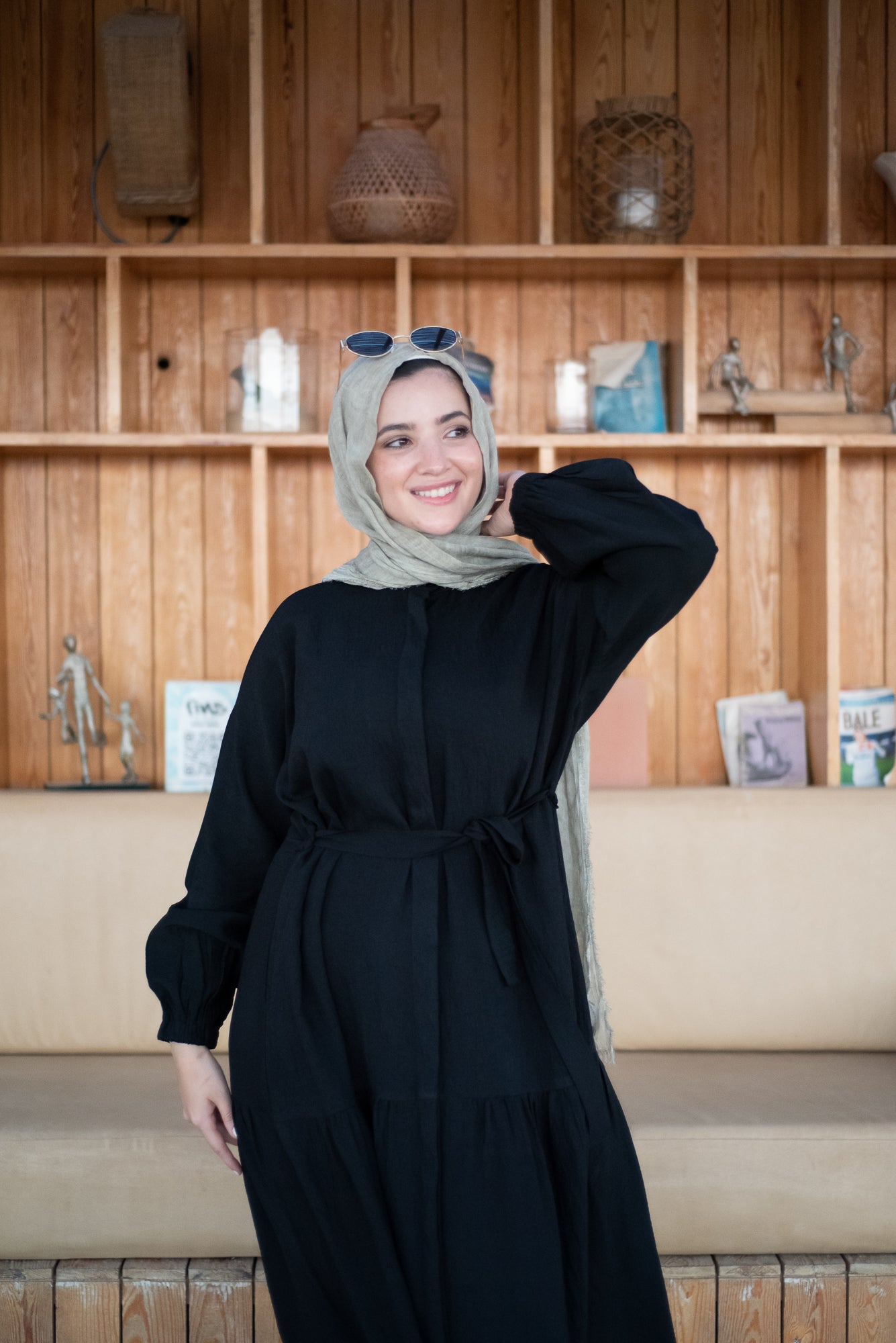 Frills Linen Dress - Black