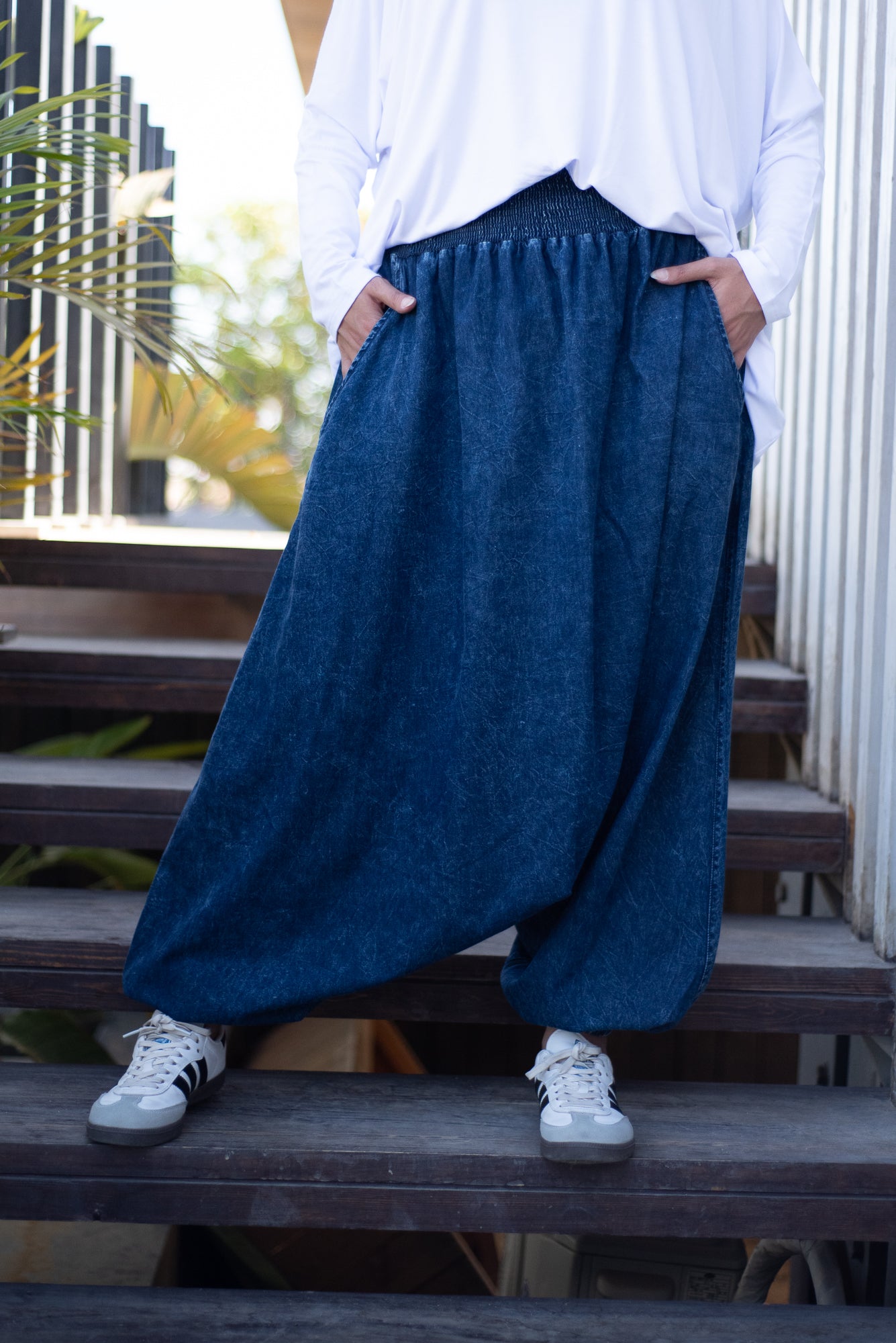 Harem Heaven - Medium Blue