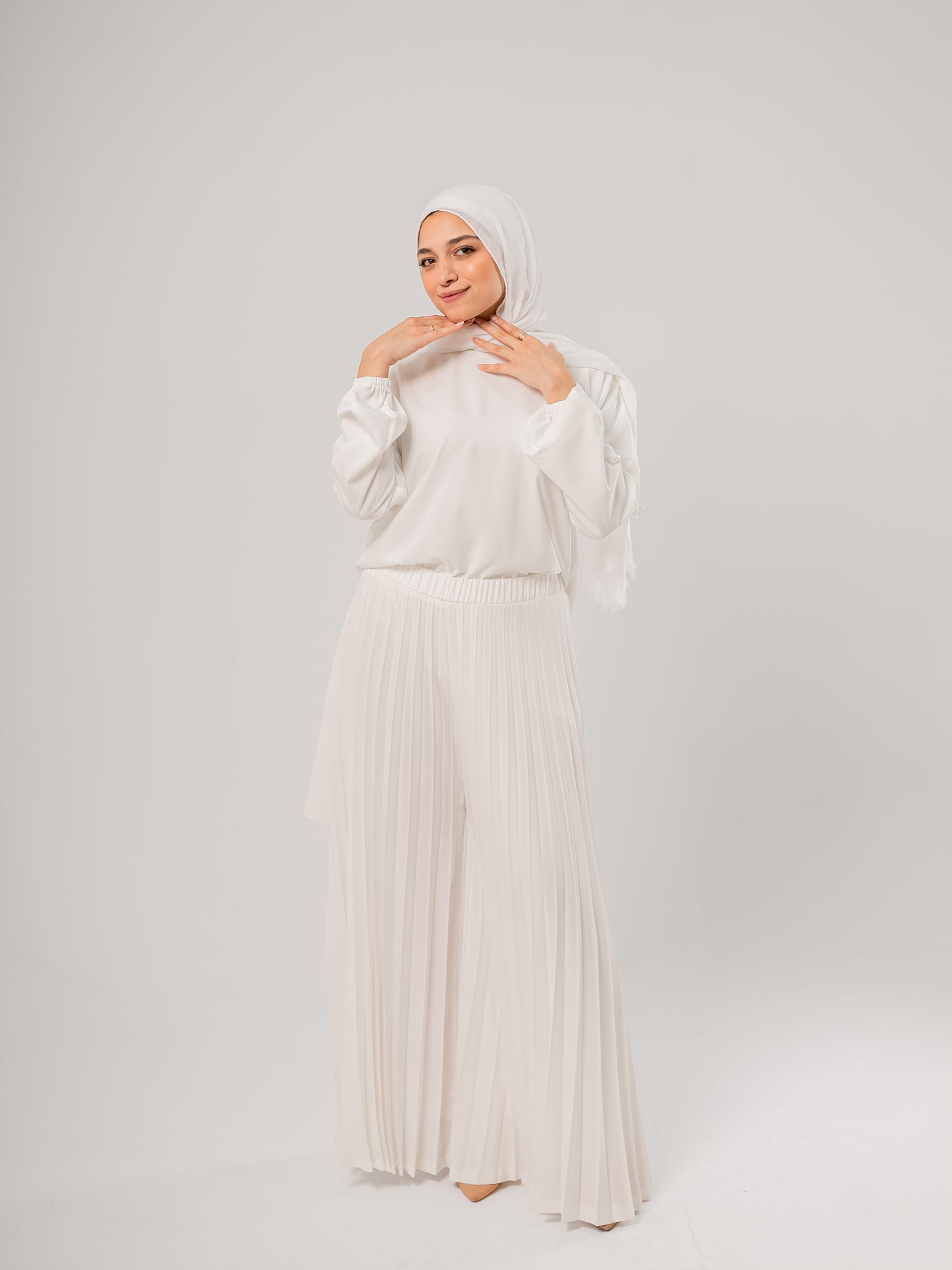 Pleated pants