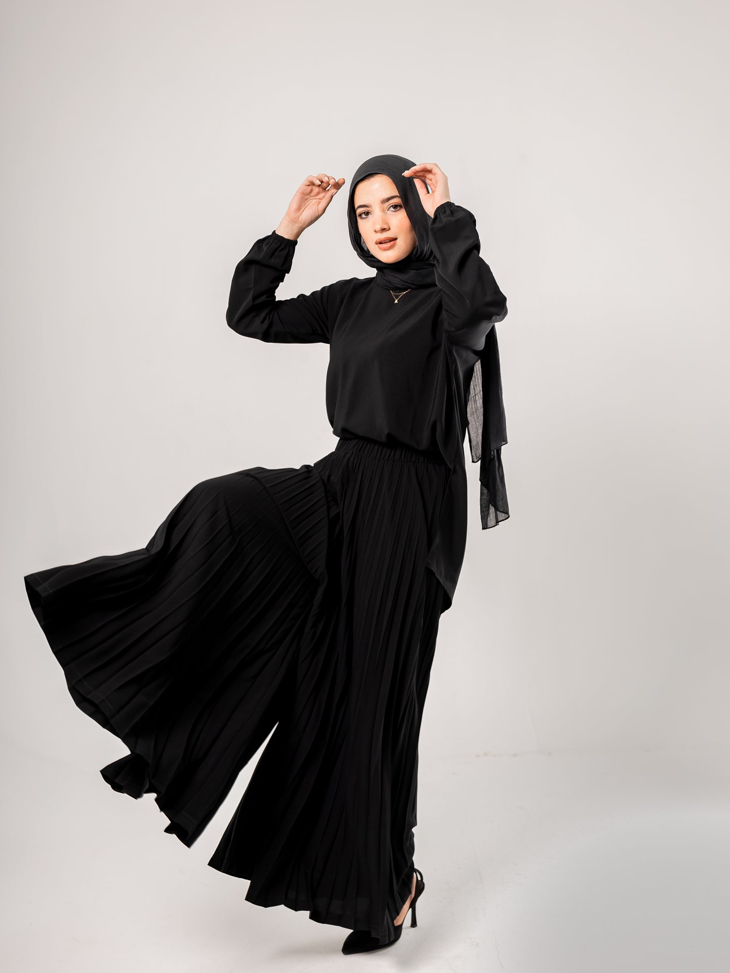 Pleated pants