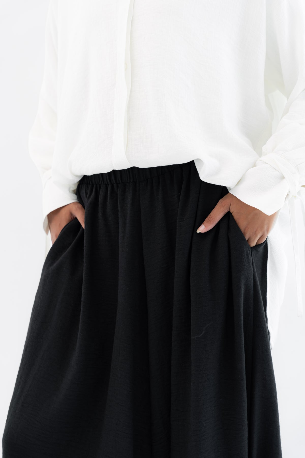 Balloon Linen Pants - Black
