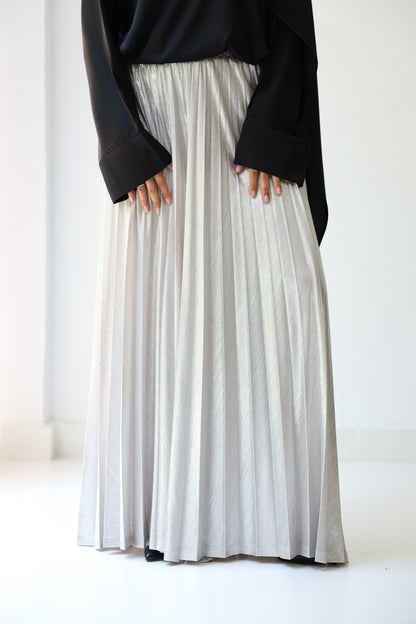 Shimmery Pleated Pants - White silver