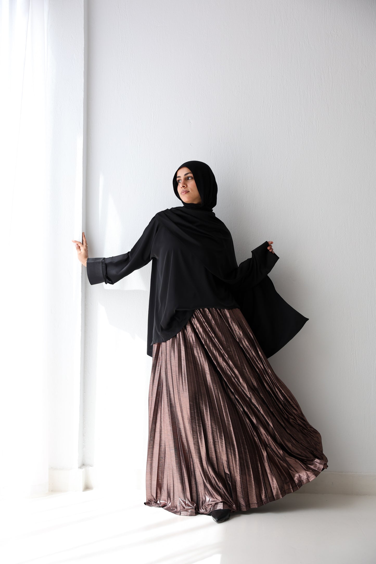 Shimmery Pleats Perfection - Champagne