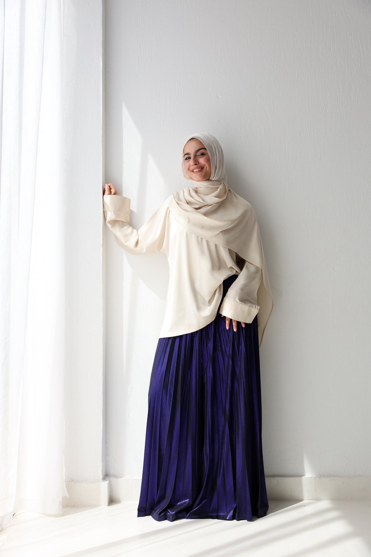 Shimmery Pleated Pants - Purple