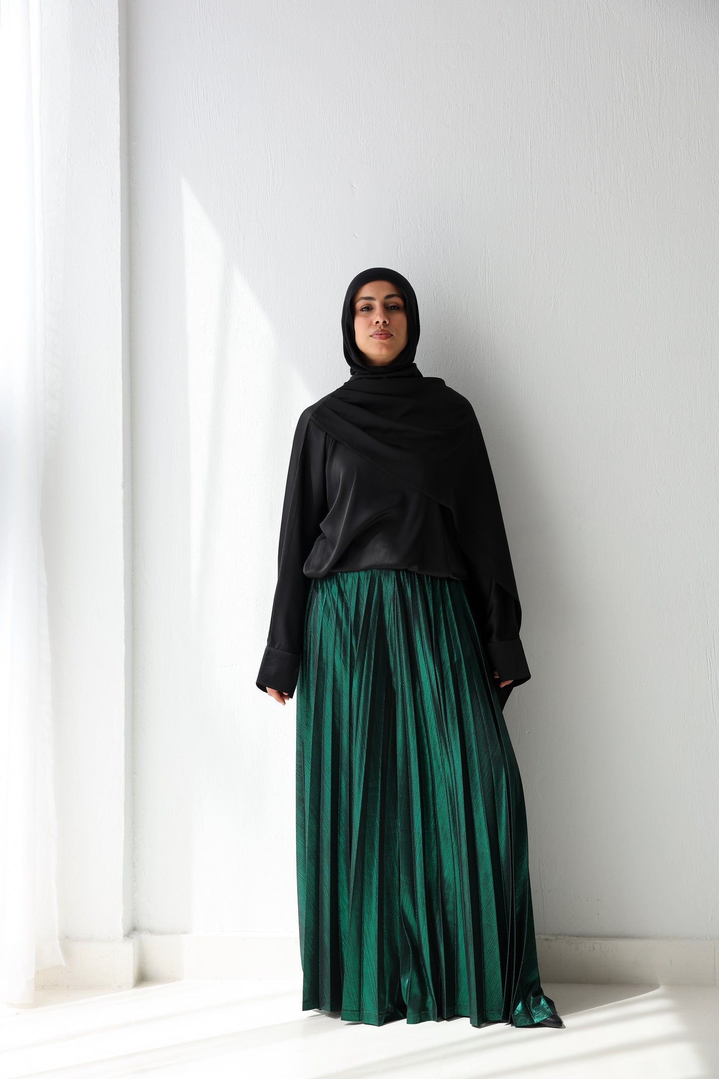 Shimmery Pleated Pants - Green