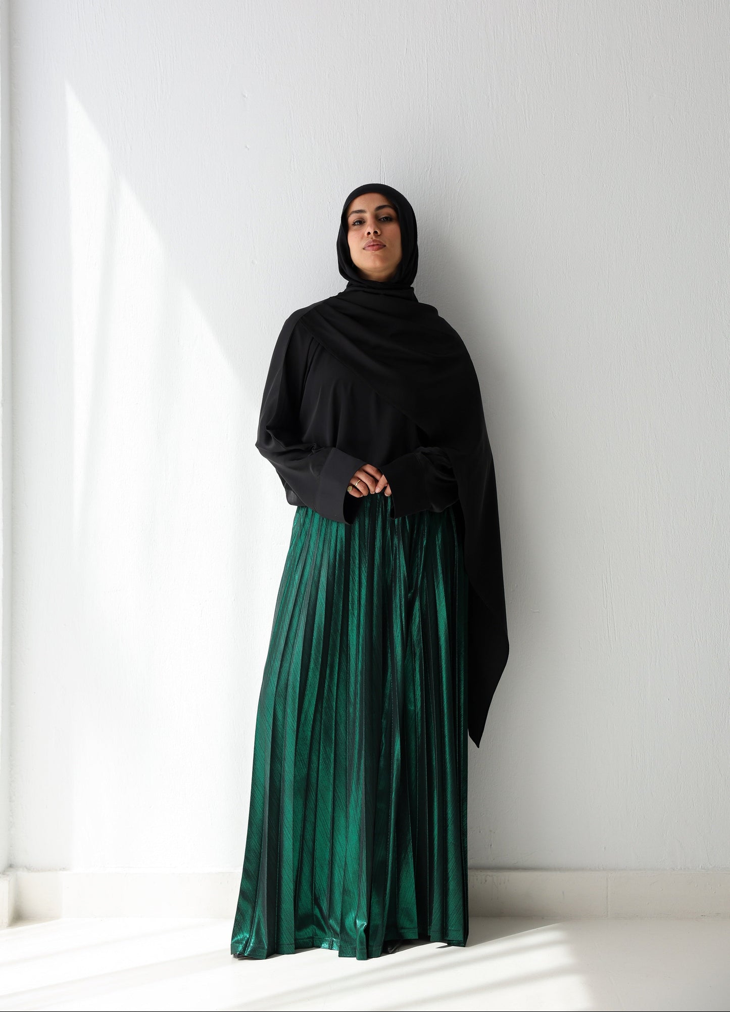 Shimmery Pleated Pants - Green