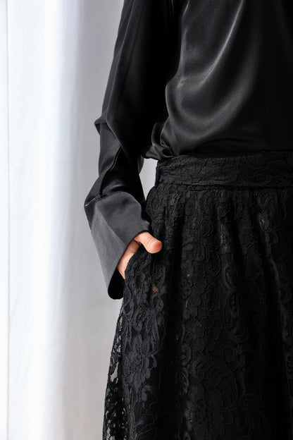 Cloche lace Skirt - Black