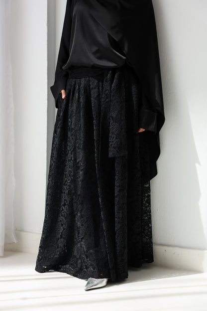Cloche lace Skirt - Black
