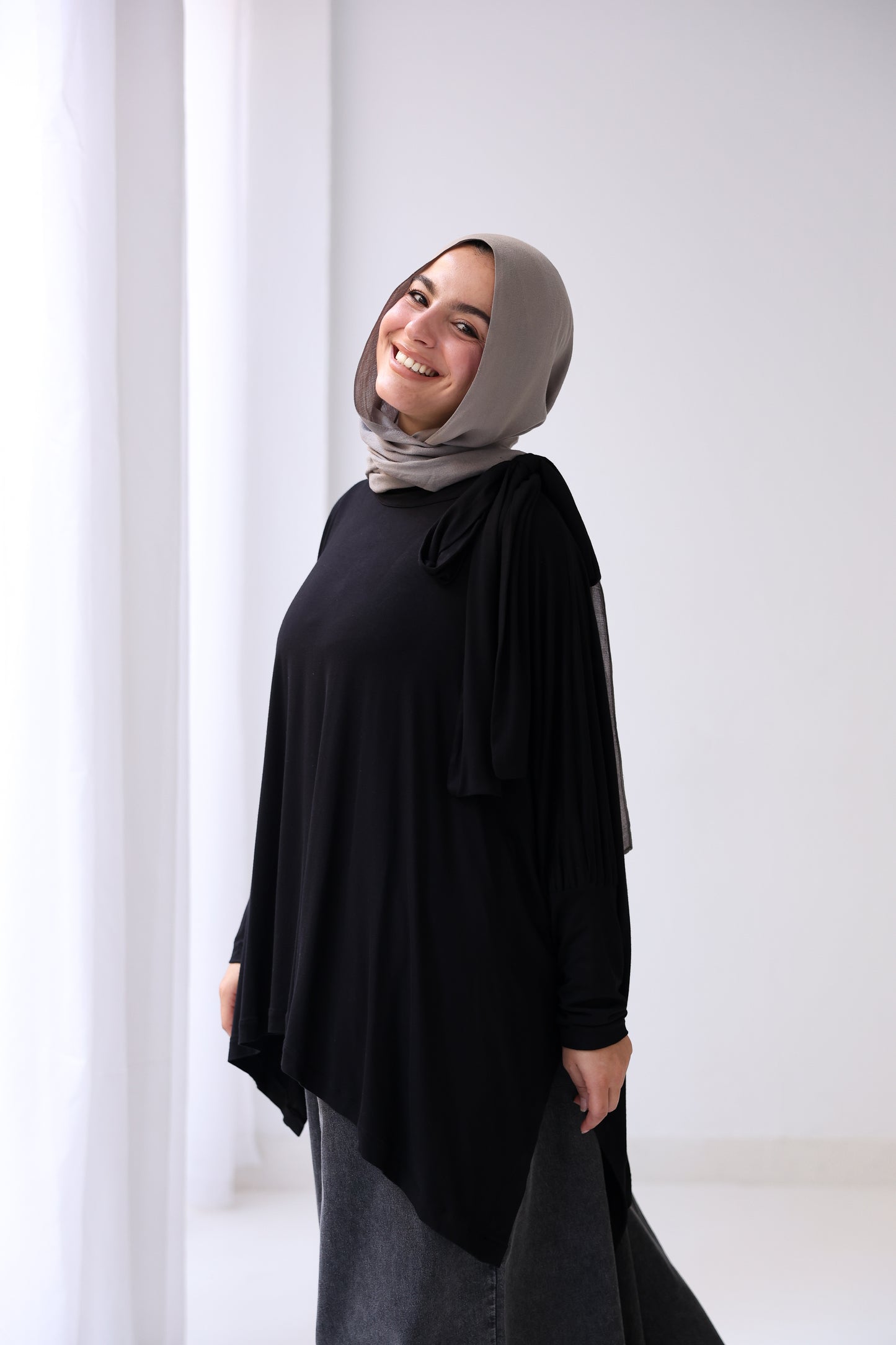 Belle Bow Tee - Black