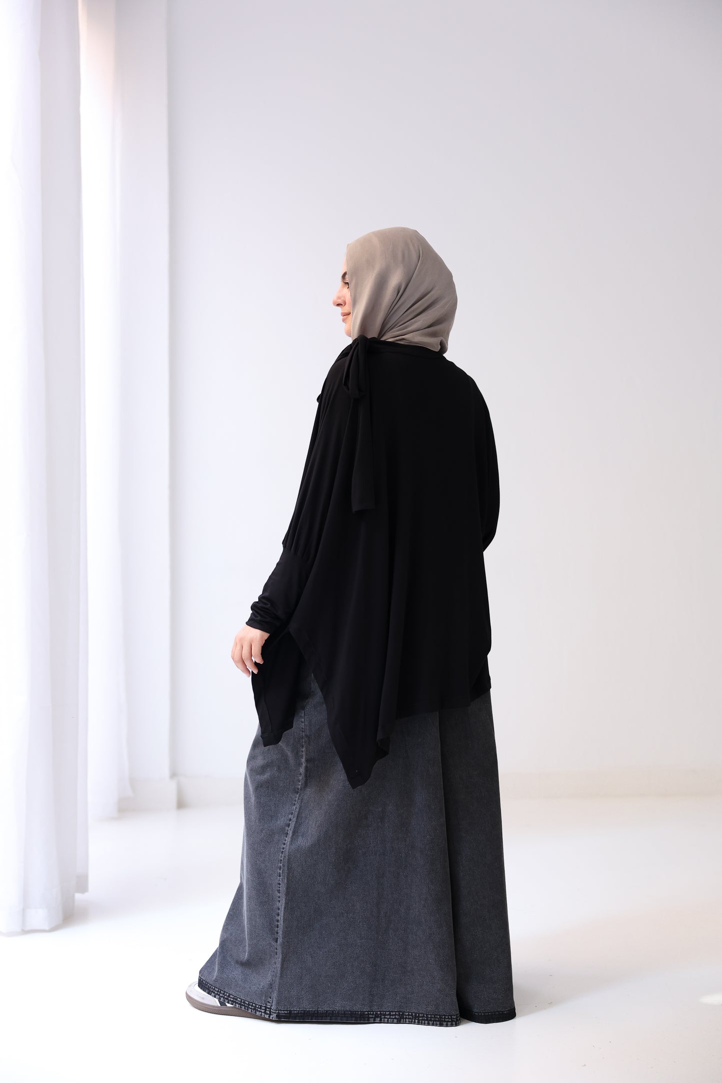 Belle Bow Tee - Black