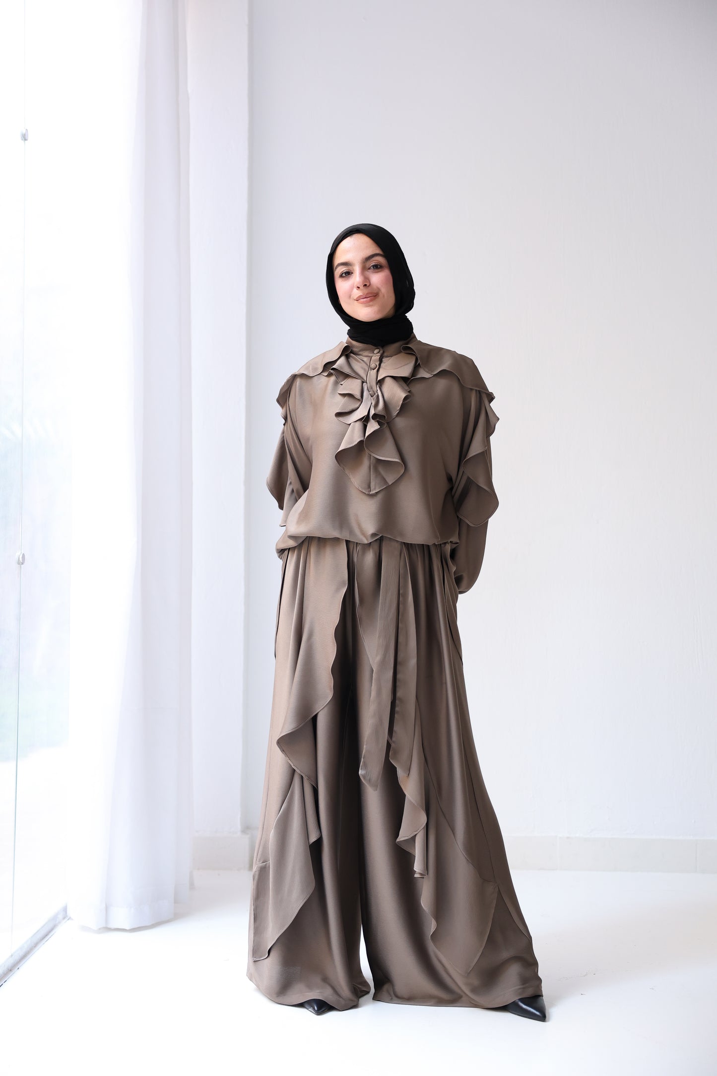 Satin Ruffles Set - Mocha