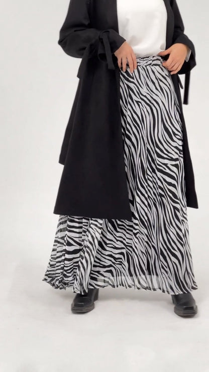 Pleats Perfection - Zebra