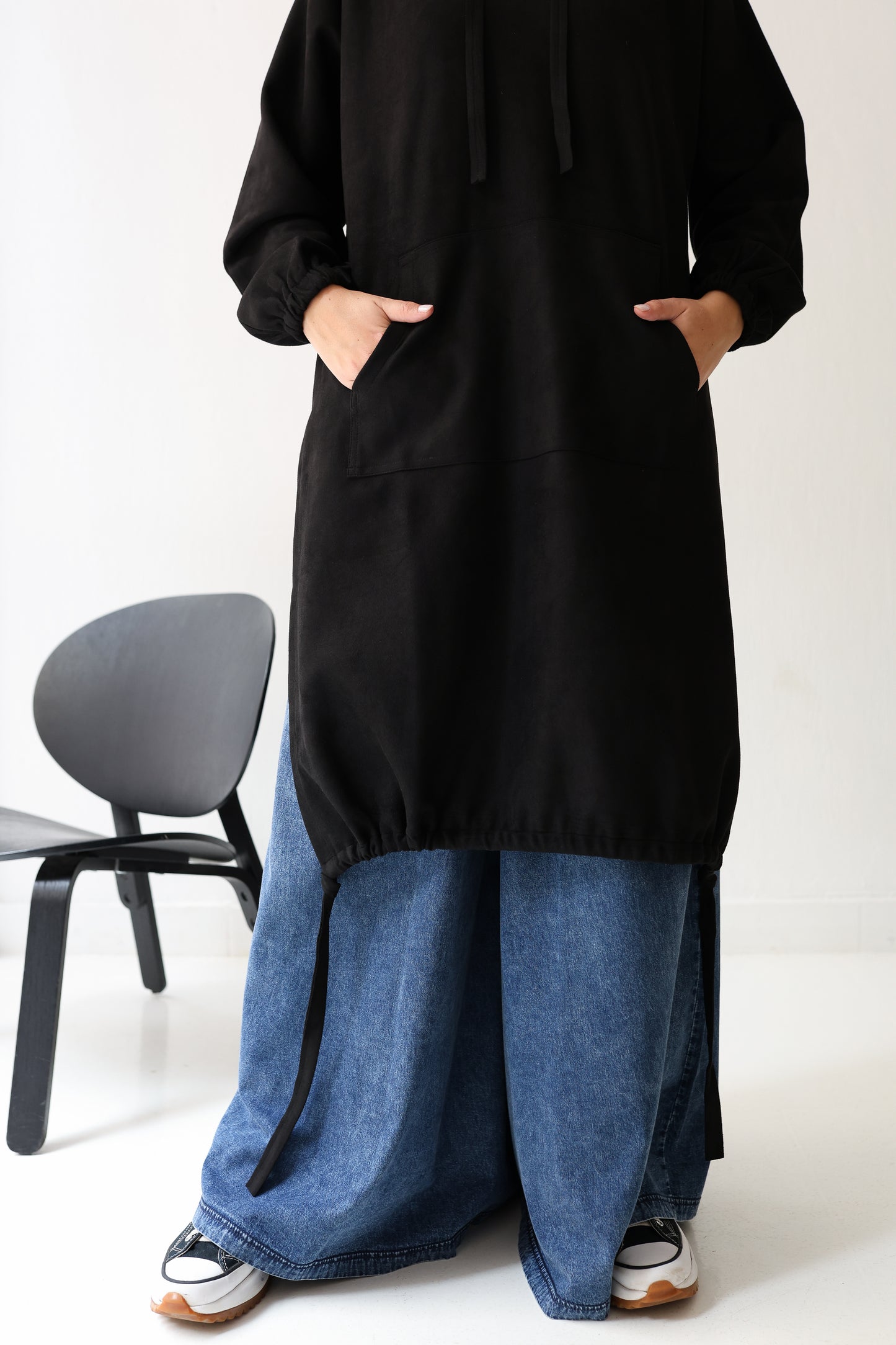 Bloom Hood Top - Black