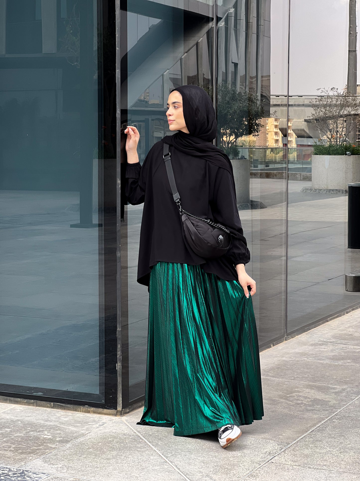 Shimmery Pleats Perfection - Green
