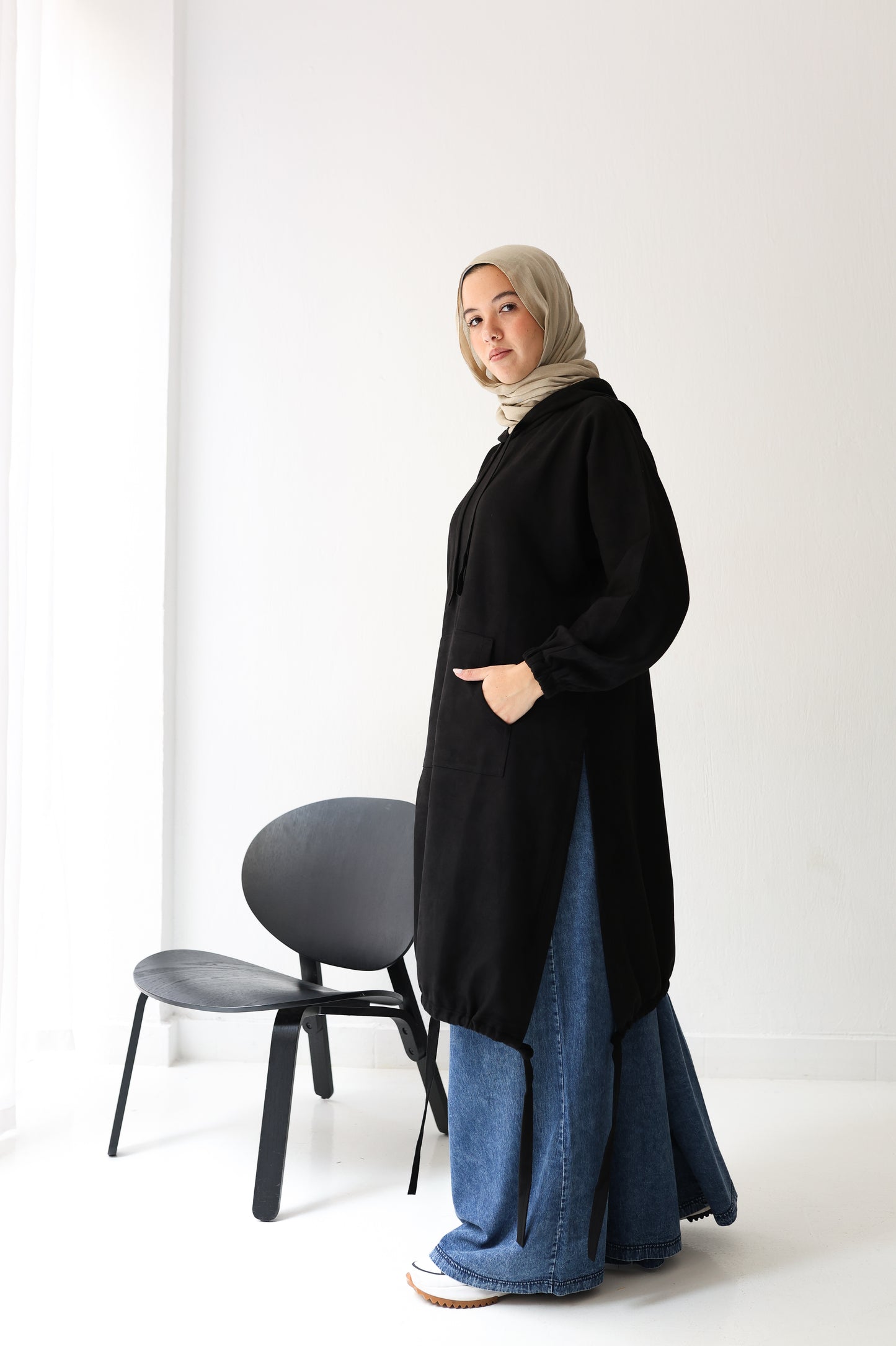 Bloom Hood Top - Black