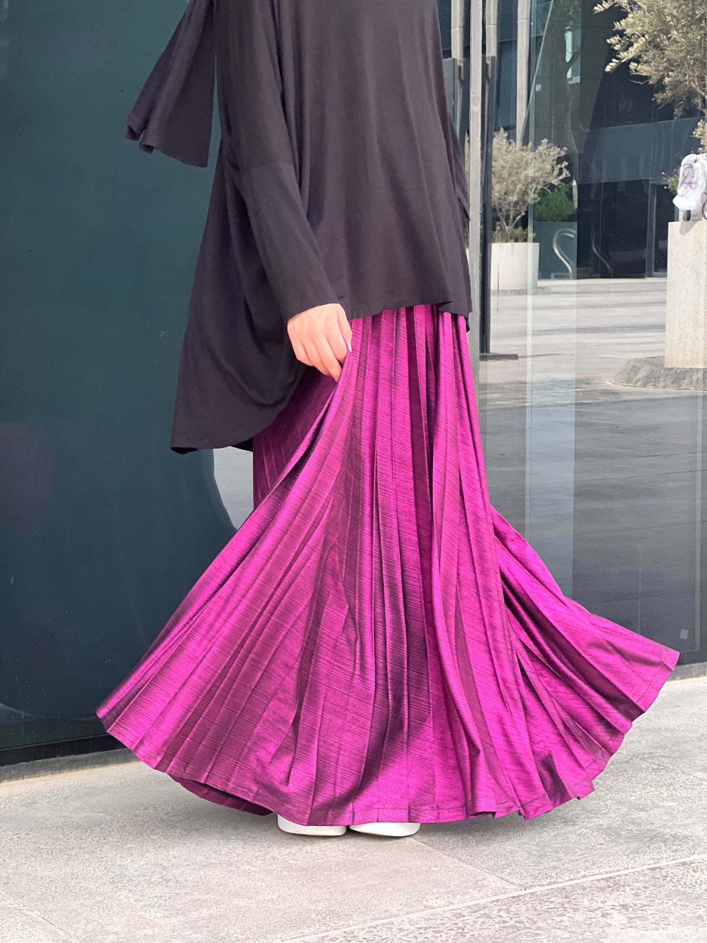 Shimmery Pleats Perfection - Fuchsia