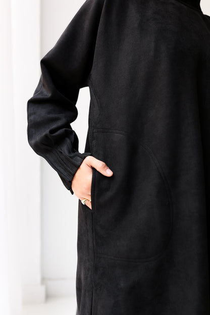 Edgy Pleats Top - Black