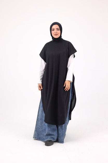 Slit & Sway Cape - Black