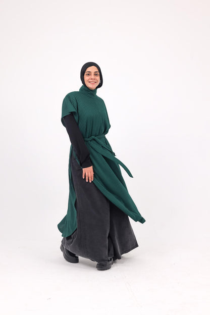 Slit & Sway Cape - Green