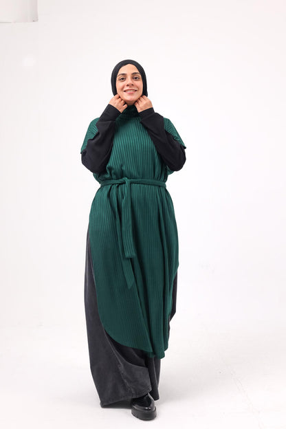Slit & Sway Cape - Green