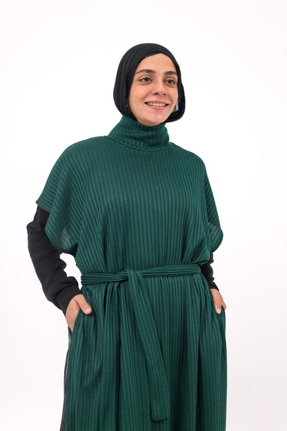 Slit & Sway Cape - Green