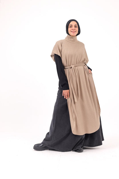 Slit & Sway Cape - Beige