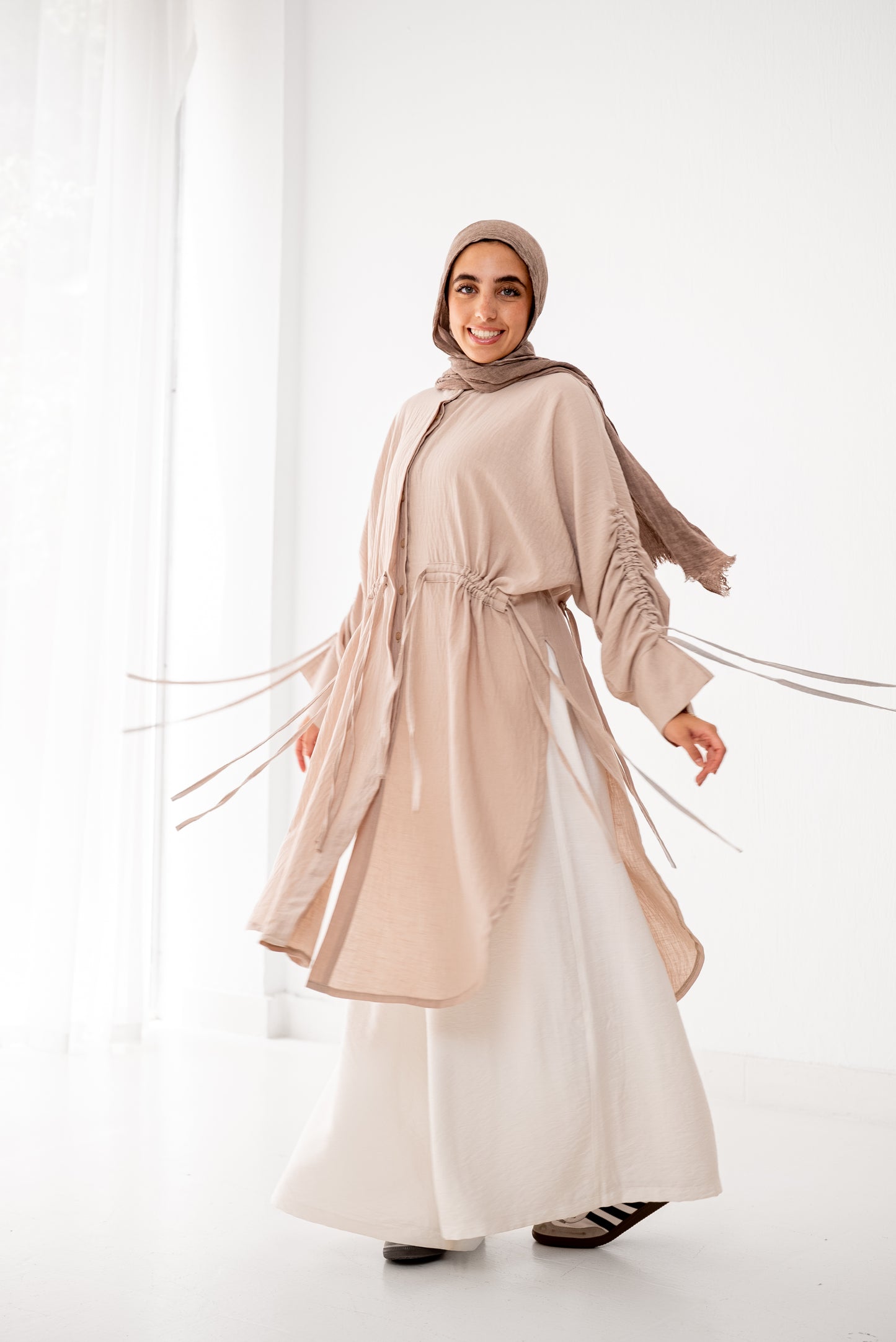 Cinched Cascade Shirt - Taupe