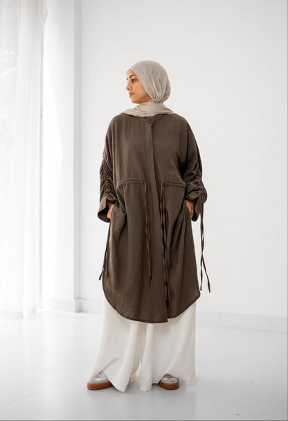 Cinched Cascade Shirt - Oreo