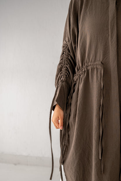 Cinched Cascade Shirt - Oreo