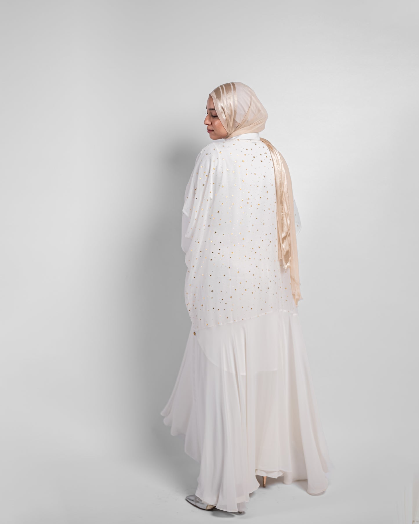 Cloche Cardigan * Stars - White