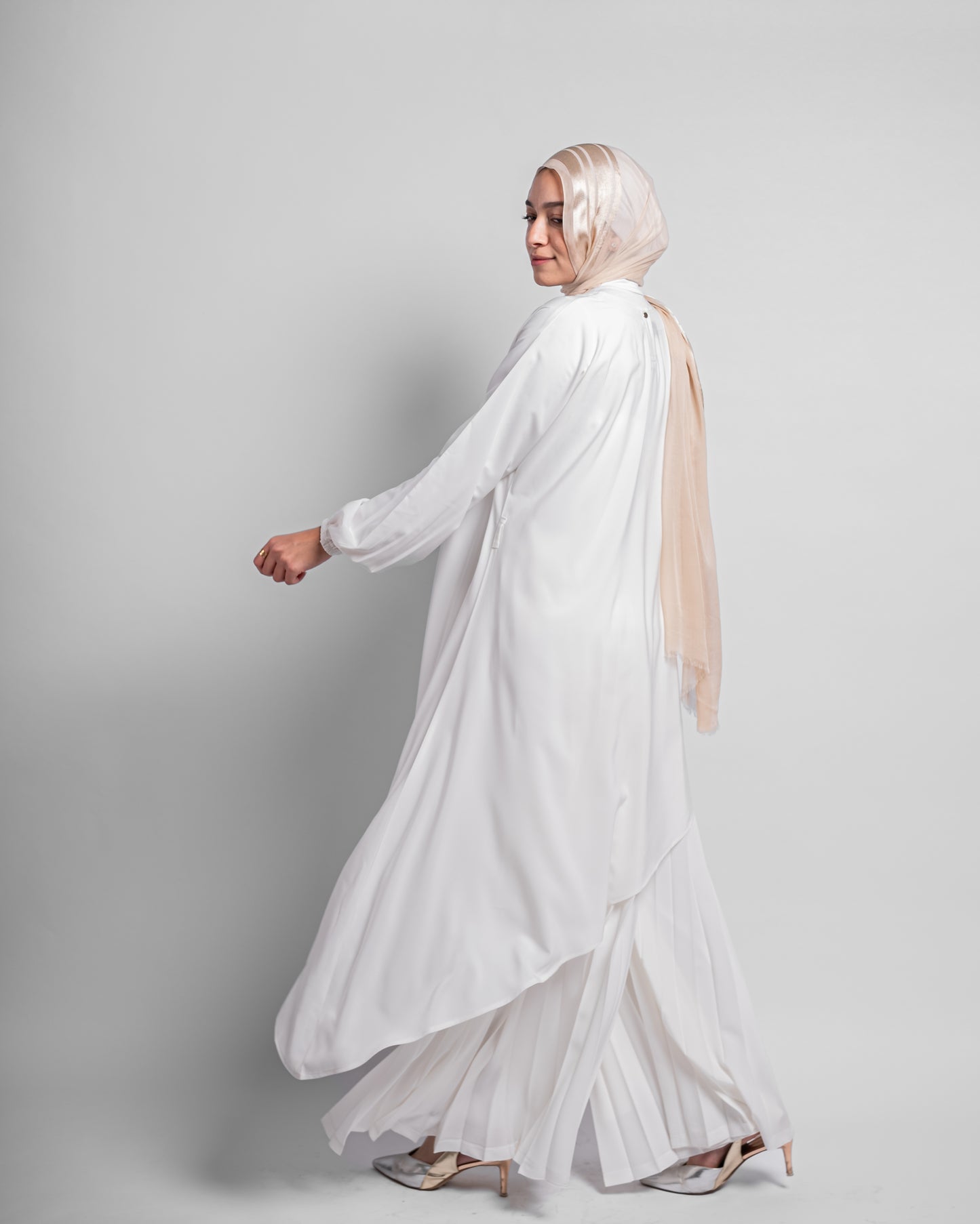 Long Asymmetric Top - White